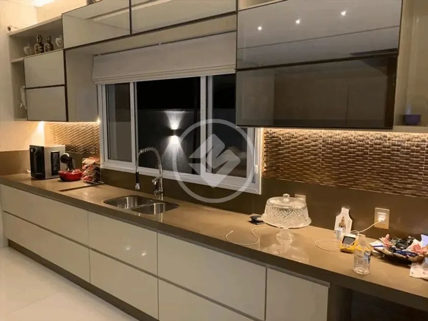 REF: Office2053 Casa Sobrado mobiliado no condomínio do Lago, sendo 4 suítes com 500m², Goiânia-GO c