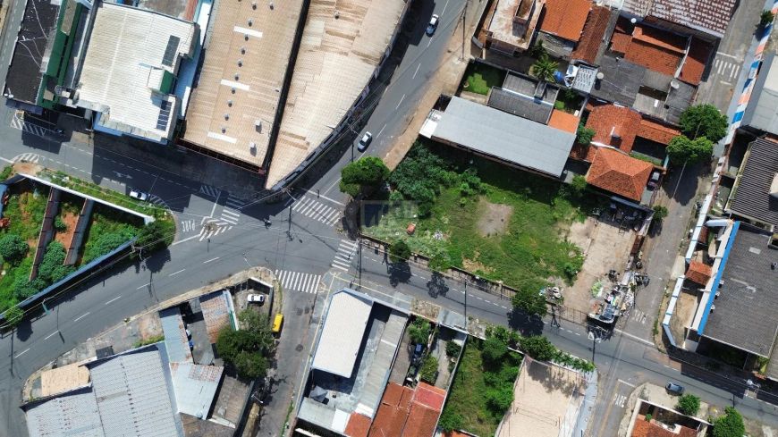 ÁREA COMERCIAL VILA ABAJÁ
