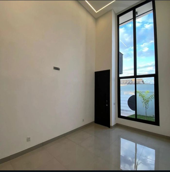 Linda casa à venda no Jardim Presidente.