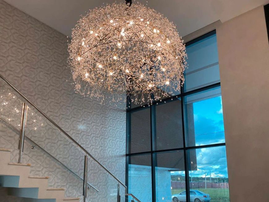 Imóvel para venda tem 250 metros quadrados com 4 quartosSobrado de Alto Padrão, 250m², à venda por R