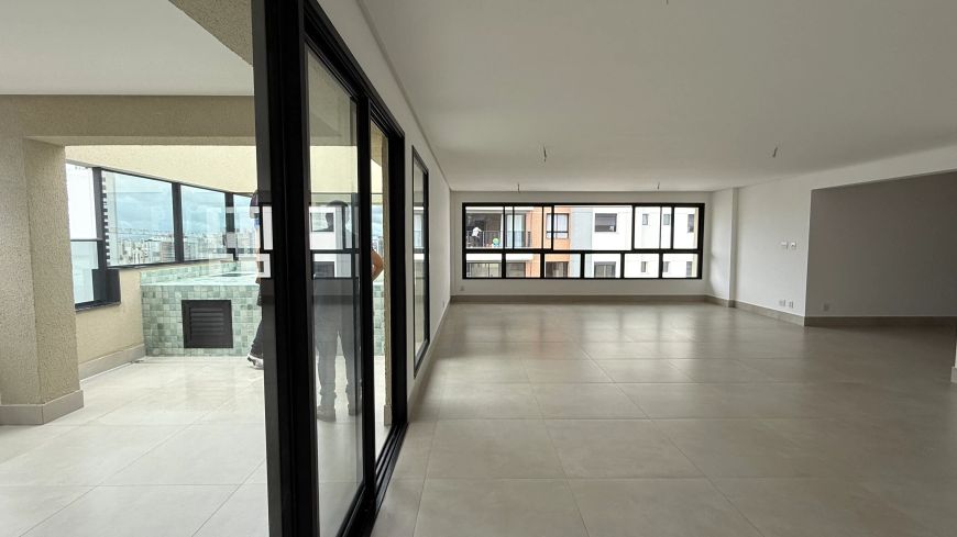 Penthouse Marista Cobertura com 4 Quarto(s) e 5 banheiro(s) à Venda, 234 por R$ 2.600.000 no setor S