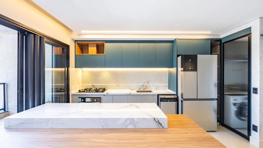 Apartamento semi-mobiliado com 2 suítes em 81m² no Setor Marista