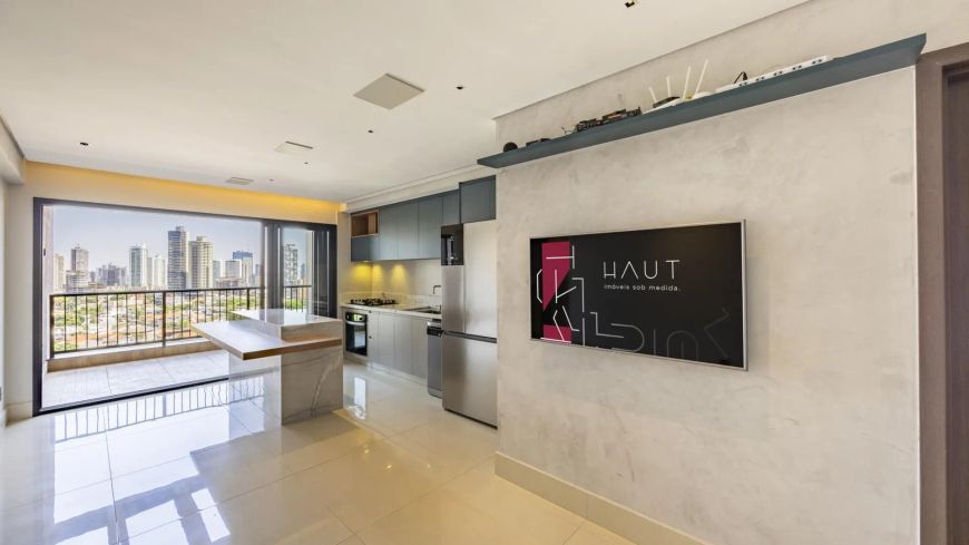 Apartamento semi-mobiliado com 2 suítes em 81m² no Setor Marista