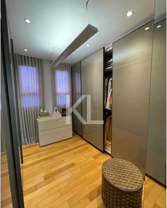 APARTAMENTO À VENDA COM 4 SUÍTES DE FRENTE O PARQUE FLAMBOYANT COM 262 METROS