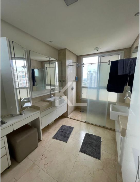 APARTAMENTO À VENDA COM 4 SUÍTES DE FRENTE O PARQUE FLAMBOYANT COM 262 METROS
