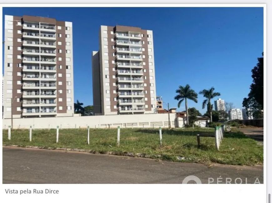 Lote / Terreno em Vila Rosa - Goiânia