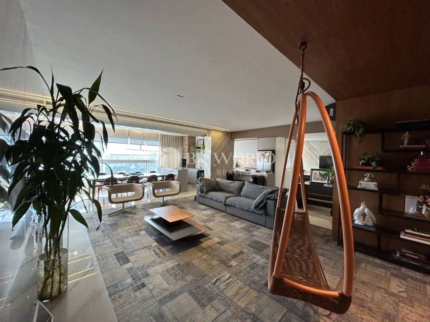 SUPREME RESIDENCE