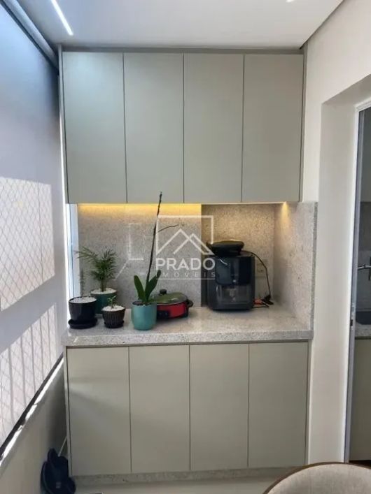 Apartamento à venda com 3 quartos, Aeroviário, Goiânia, Goiás