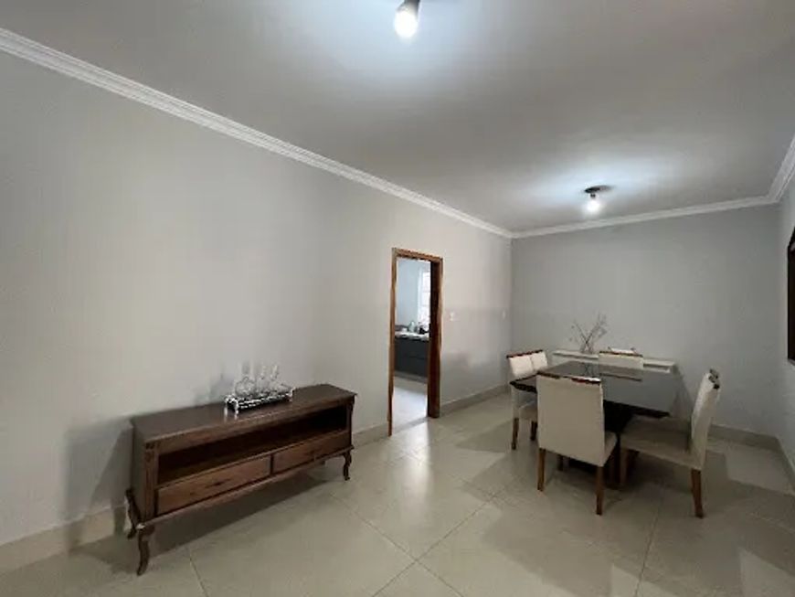 Casa com 3 dormitórios à venda, 220 m² por R$ 998.000,00 - Setor Pedro Ludovico - Goiânia/GO