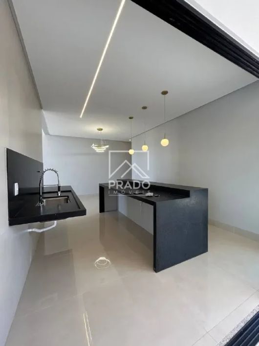 Casa à venda com 3 quartos, Residencial Flamingo, Goiânia, Goiás