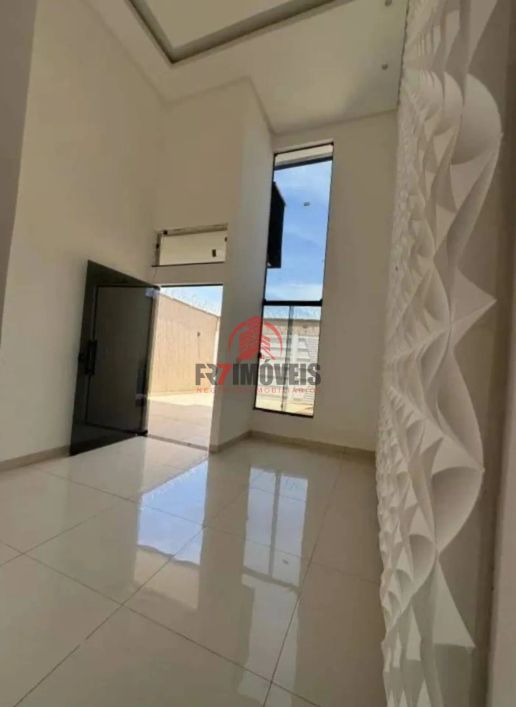 OPORTUNIDADE - CASA 3Q COM ÁREA GOURMET - VILA JOÃO VAZ - GOIÂNIA - GO