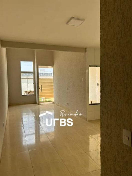 0 - Casa 2 quartos, sendo 1 suíte