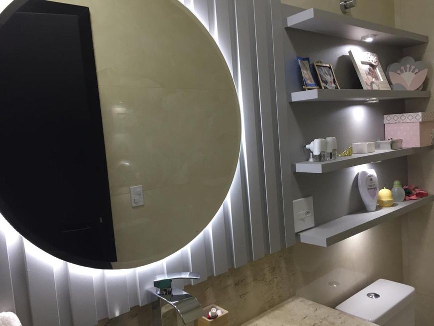 Casa de condomínio sobrado para aluguel possui 380 metros quadrados com 4 quartos
