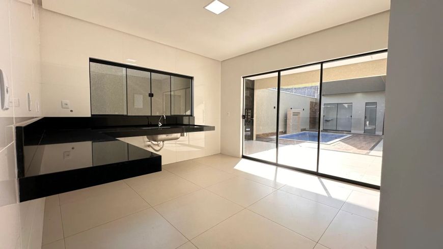 CASA 3 QUARTOS 2 SUÍTES, 182 M² COM PISCINA - BAIRRO BARRA VENTO