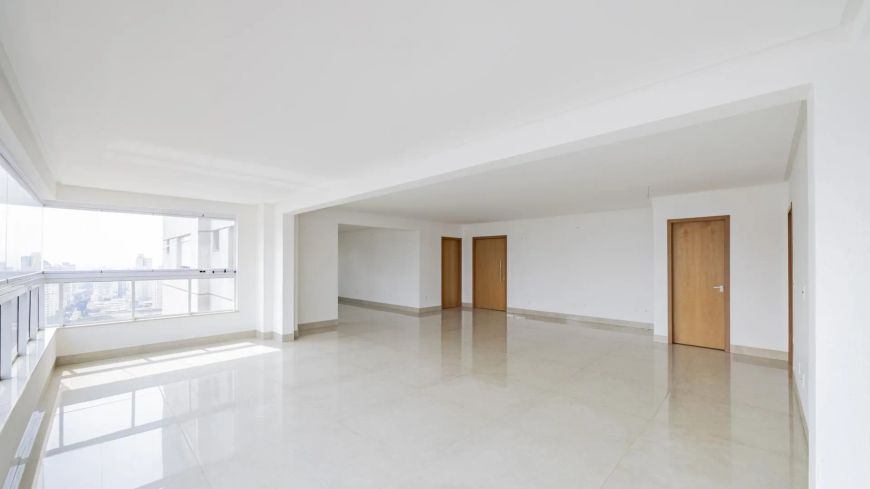 Apartamento com 4 quartos no Setor Bueno