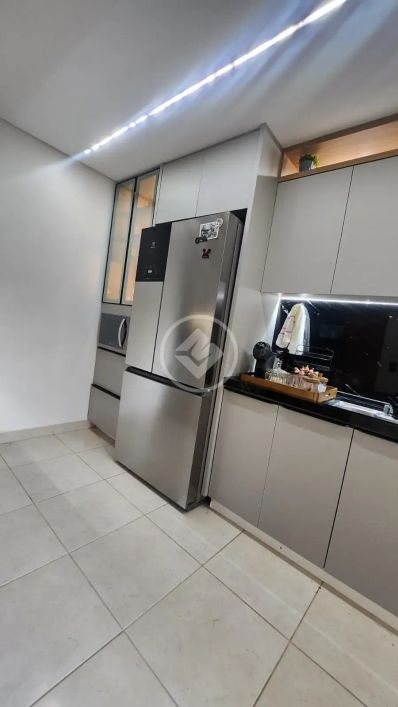 SOBRADO ESPETACULAR EM GOIÂNIA – PORQUE VOCÊ MERECE MAIS QUE UM APERTAMENTO! codigo: 111293