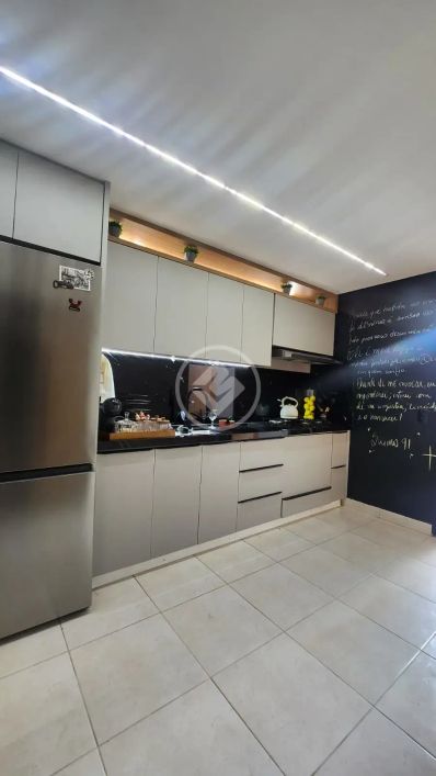 SOBRADO ESPETACULAR EM GOIÂNIA – PORQUE VOCÊ MERECE MAIS QUE UM APERTAMENTO! codigo: 111293