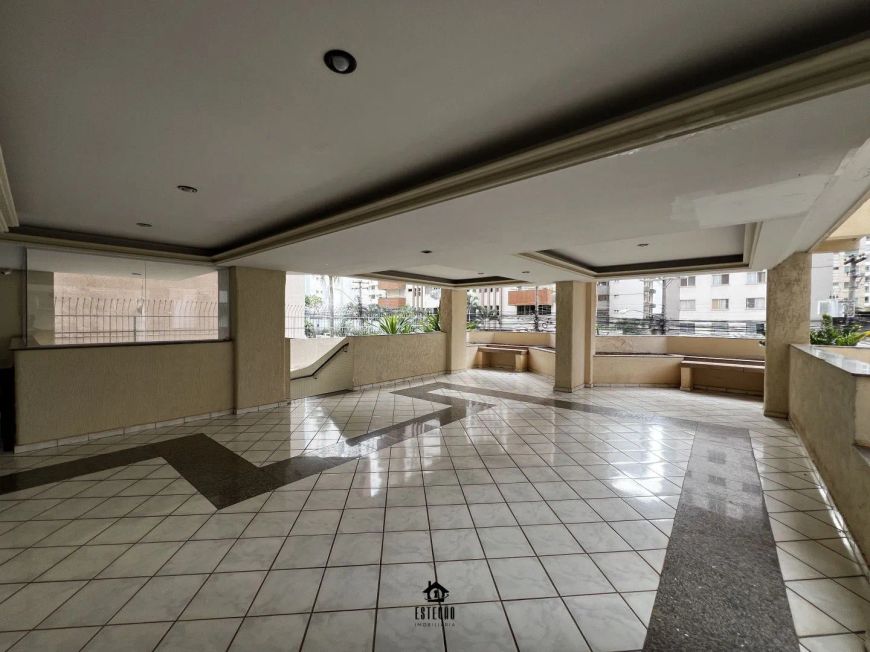 Apartamento, 3/4(01Ste)+DCE, 02 vagas (individuais), 04 sacadas, acima da T 63; comple...
