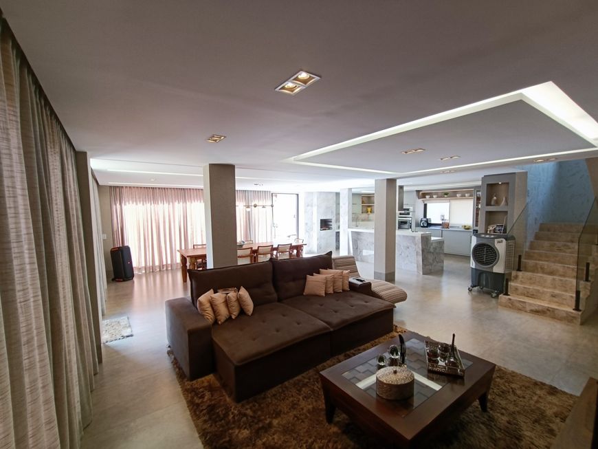 Excelente Sobrado Jardins Madri | 04 Suítes | 596m²