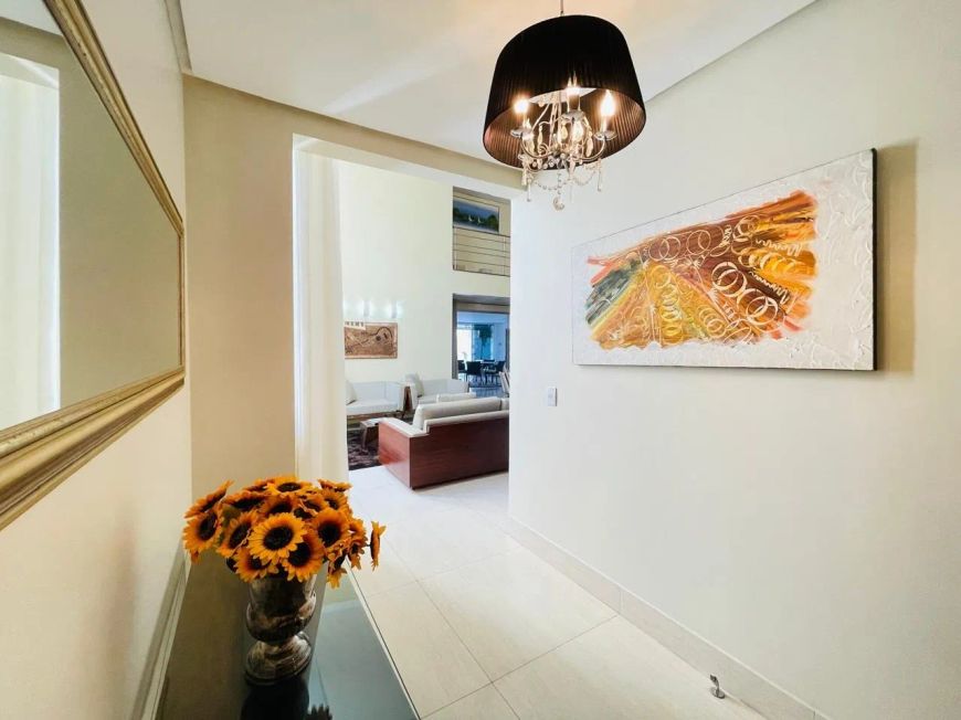 CASA 5/4 - CON.RES. ALPHAVILLE FLAMBOYANT - RUA- CANOAS QD. U6 LT. 11 - RESIDENCIAL ARAGUAIA - GOIÂN