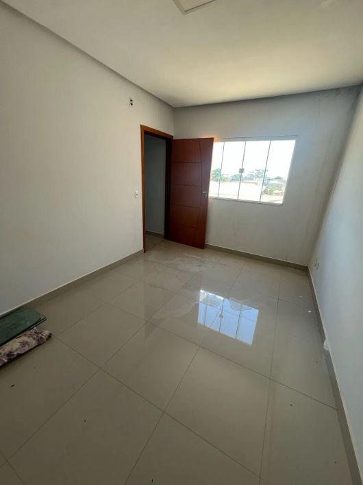 Casa Sobrado no Elizene Santana - Jardim Guanabara