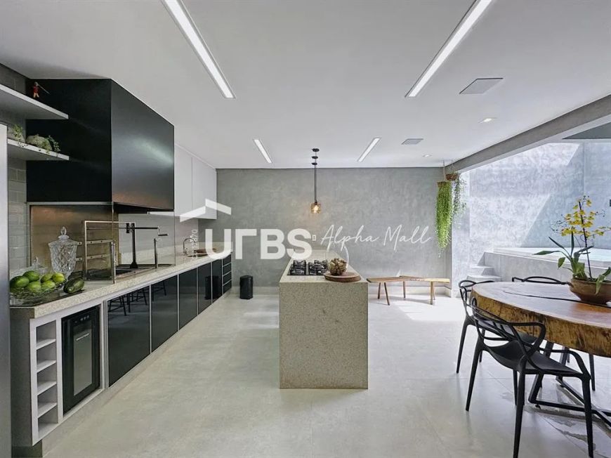 Residencial Gran Vitoria - Casa de Condomínio 4 quartos, sendo 4 suítes