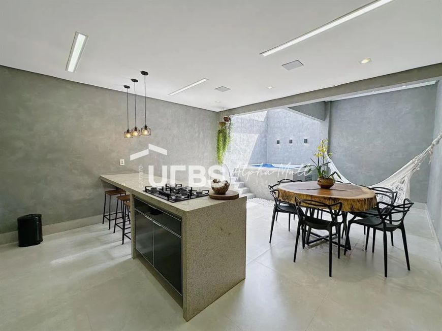 Residencial Gran Vitoria - Casa de Condomínio 4 quartos, sendo 4 suítes