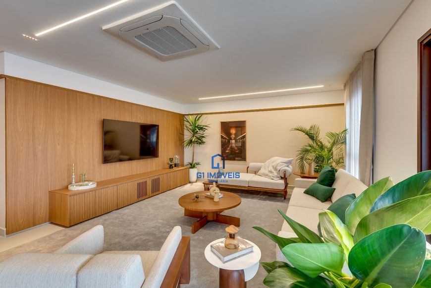 Apartamento para venda possui 205 metros quadrados com 4 quartos em Setor Bueno - Goiânia - GO