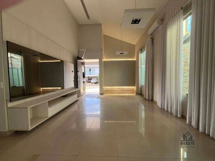 Casa com 4 dormitórios à venda, 185 m² por R$ 2.200.000 - Jardins Madri - Goiânia/GO