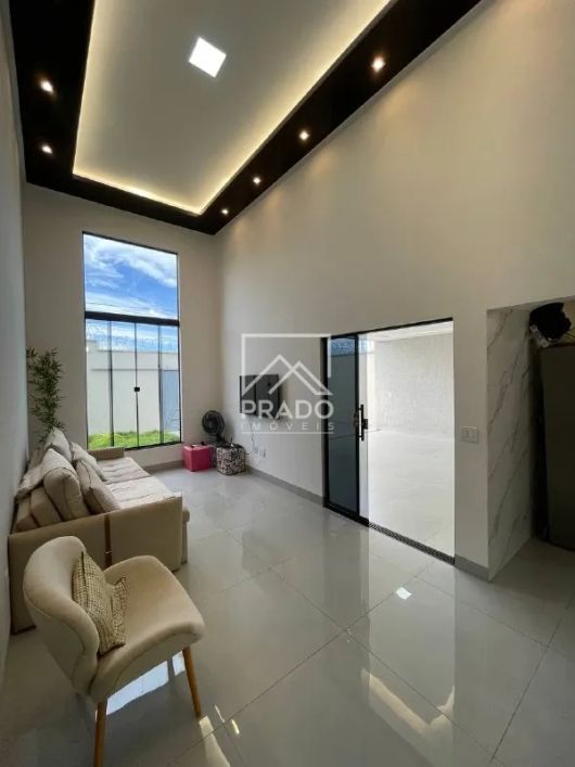 Casa à venda com 3 quartos, Residencial Santa Fé I, Goiânia, Goiás
