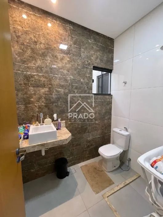 Casa à venda com 3 quartos, Residencial Santa Fé I, Goiânia, Goiás