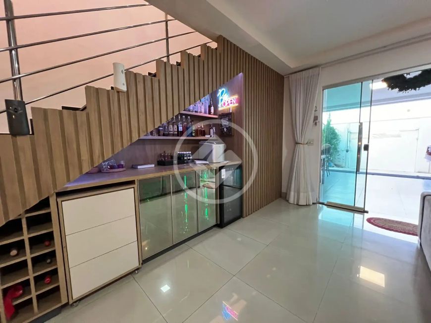 Sobrado 3 Quartos no Residencial Olinda codigo: 104205