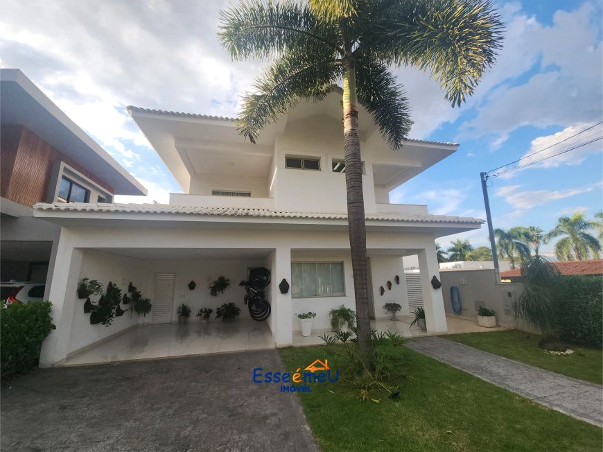 Lindo Sobrado com uma área de lazer fantástica, 4 suítes, sauna molhada e piscina aquecida