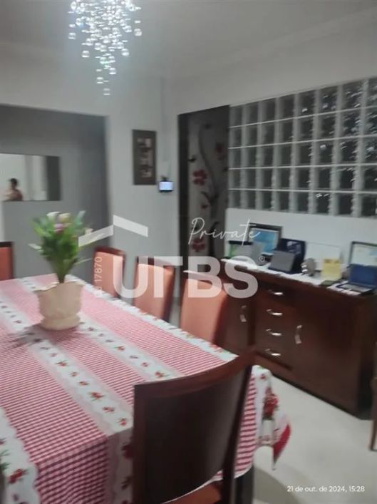 0 - Casa 5 quartos, sendo 4 suítes