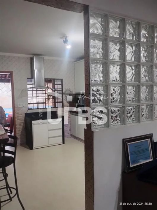 0 - Casa 5 quartos, sendo 4 suítes