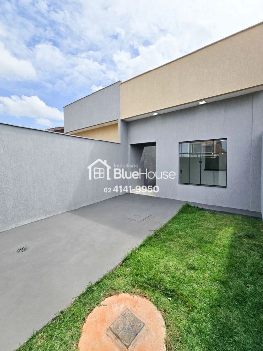 Casa de 2 Quartos sendo 1 suíte em acabamento Premium no Setor Rés Santa Fé.