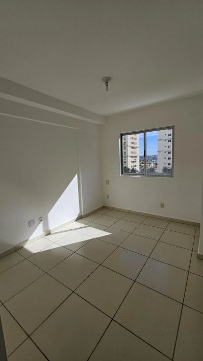 Imóvel para aluguel possui 61 metros quadrados com 2 quartos