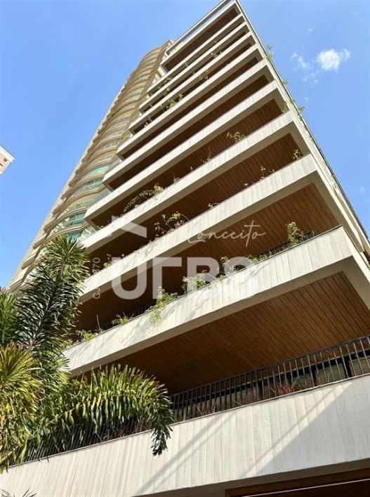 Raro Vaca Brava - Apartamento 3 quartos, sendo 3 suítes