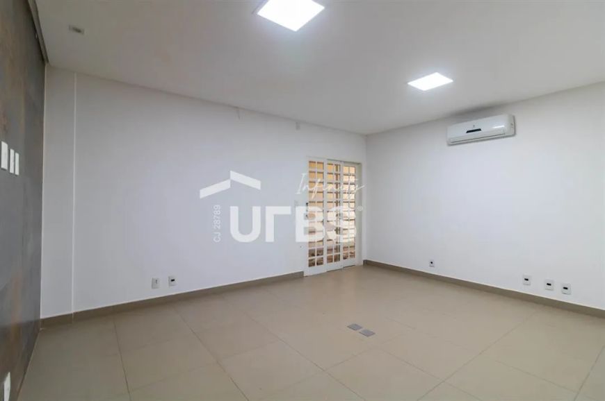 Imóvel comercial moderno