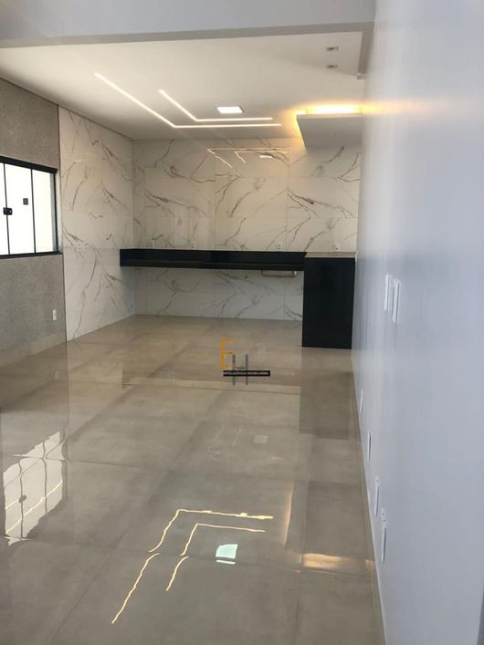 CASA NO RESIDENCIAL CANADA I 155M²I 3 QUARTOS I 1 SUITE I ILUMINAÇAO LEAD I PISCINA AQUECIDA I 3 VAG