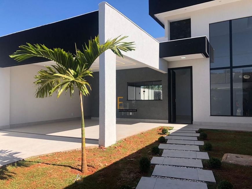 CASA NO RESIDENCIAL CANADA I 155M²I 3 QUARTOS I 1 SUITE I ILUMINAÇAO LEAD I PISCINA AQUECIDA I 3 VAG