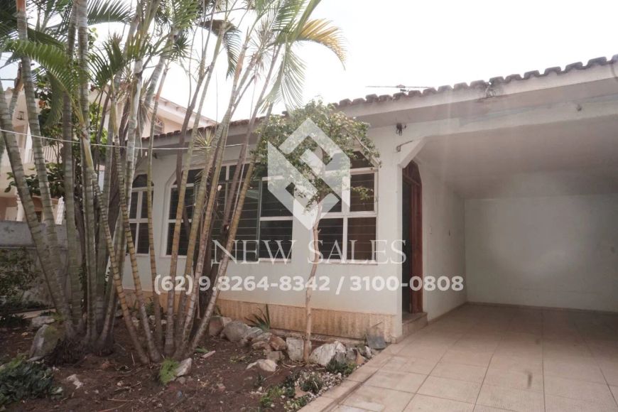 Vendo Excelente Casa - 4 Quartos sendo 3 Suítes - Nova Suíça