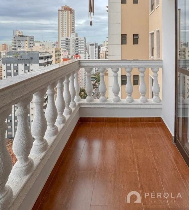 Apartamento em Setor Bueno - Rua T-65, N.º 1111.