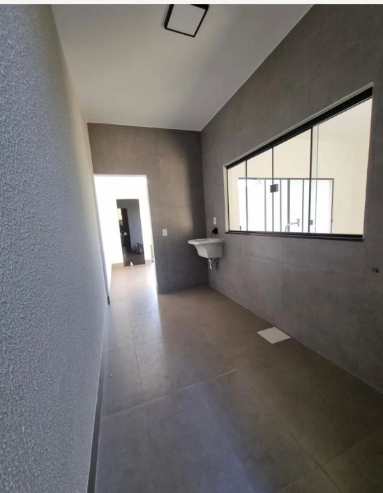 CASA TÉRREA PRA VENDA FRENTE A MATA com 148 metros quadrados com 3 quart