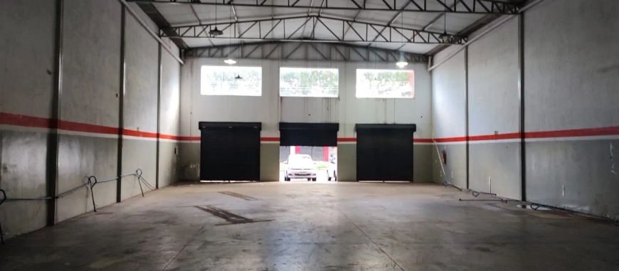 Galpão novo com área edificada de 338,00m2