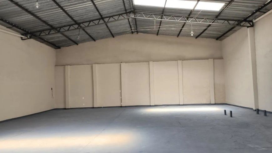 Galpão Jardim Petrópolis Galpão / Depósito à Venda, 400 por R$ 700.000 no setor Jardim Petrópolis AD