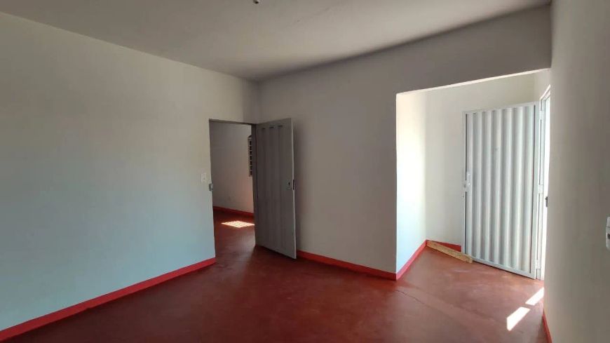 Galpão Jardim Petrópolis Galpão / Depósito à Venda, 400 por R$ 700.000 no setor Jardim Petrópolis AD