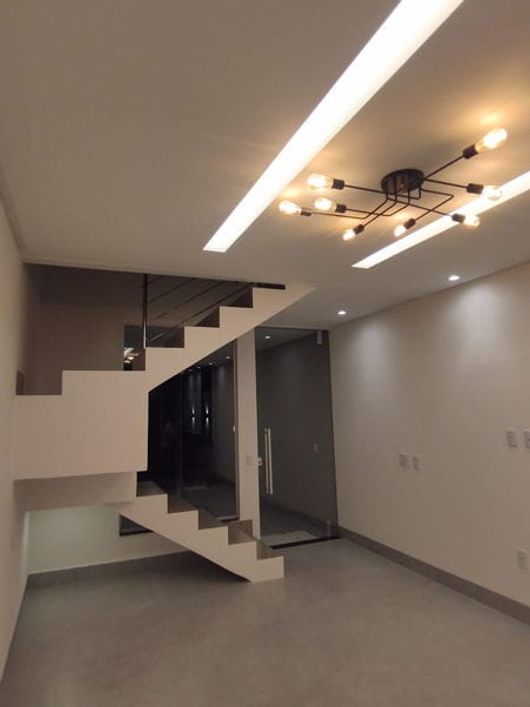 🏡 Alto Padrão, Sofisticação e Conforto em Cada Detalhe – Descubra Seu Novo Sobrado em Goiânia!