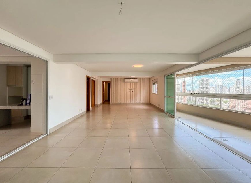 Imóvel para venda possui 176 metros quadrados com 3 quartos em Setor Marista - Goiânia - GO
