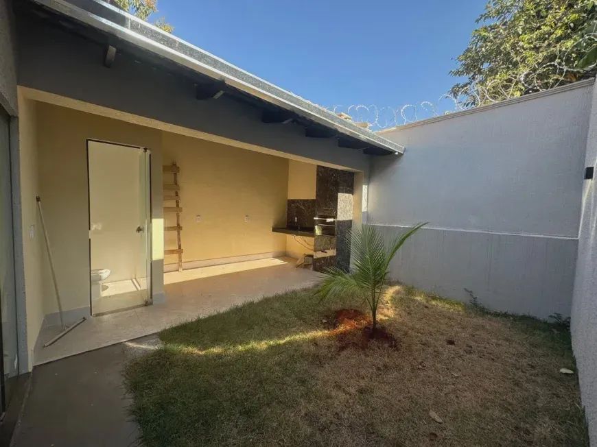 🏡OPORTUNIDADE para venda com 3 quartos em Setor Garavelo - Goiânia - GO